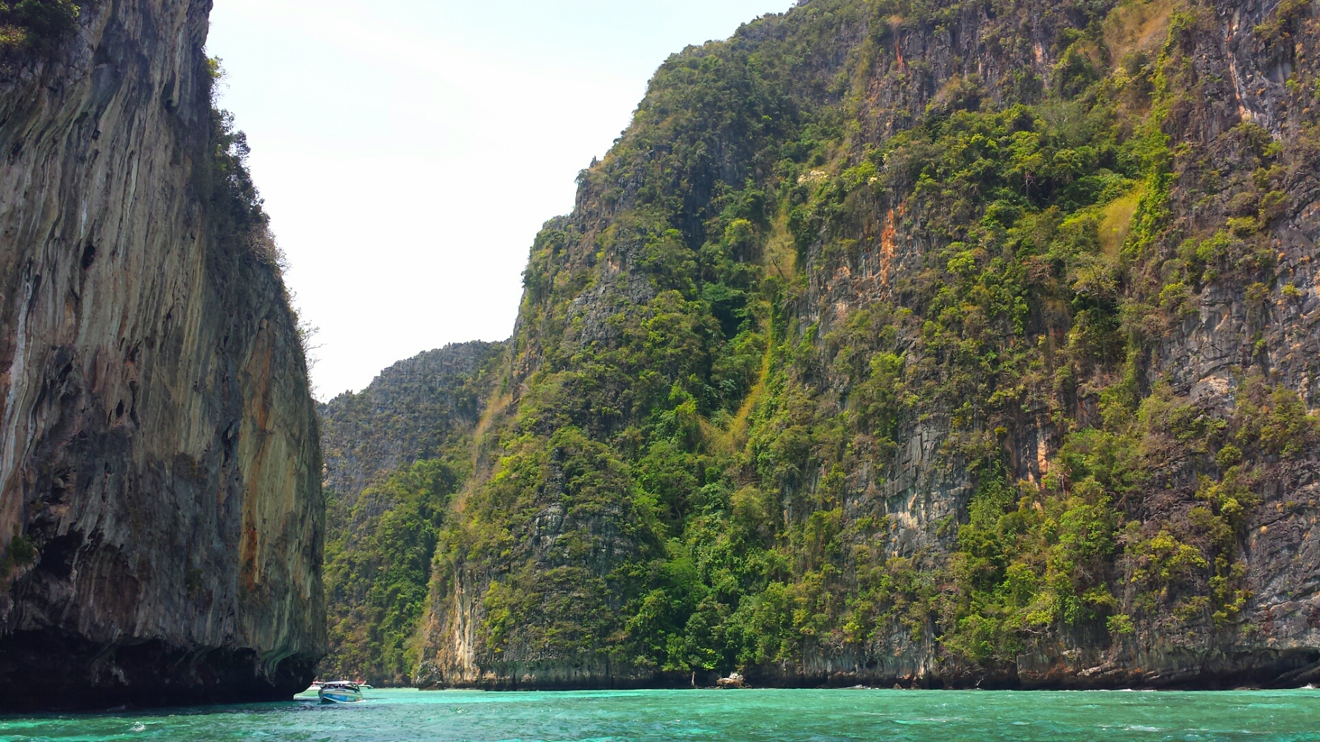 Loh Samah Bay_Pileh_Cove_Phuket_Thailand